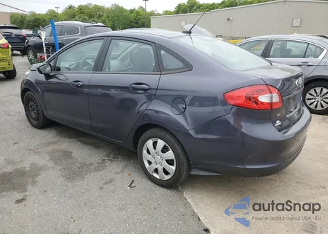 2013 Ford Fiesta Se z USA, uszkodzony, nr VIN 3FADP4BJ6DM191183